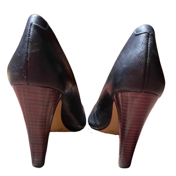 Vince Camuto Pumps - Picture 3 of 4